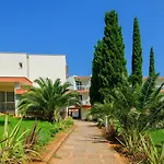 Centinera