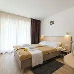Centinera 3* Banjole