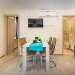 Centinera מלון