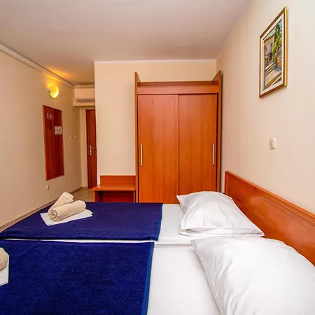 Centinera 3* Banjole