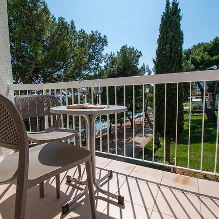 Centinera 3* Banjole