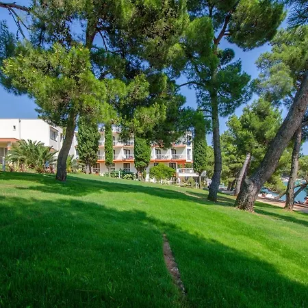 Centinera מלון 3*