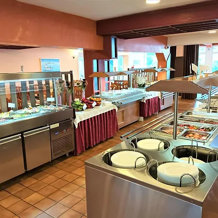 Hotel Centinera 3*