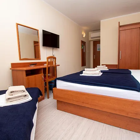 Centinera 3* Banjole