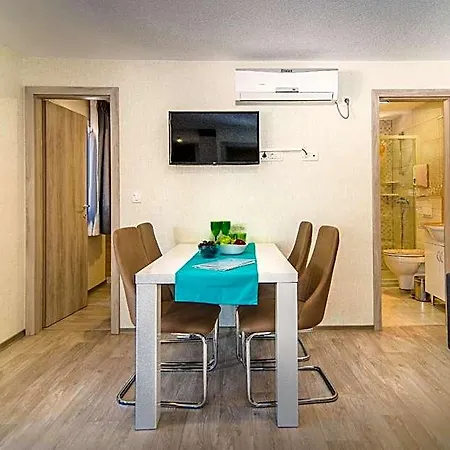 Hotel Centinera 3*