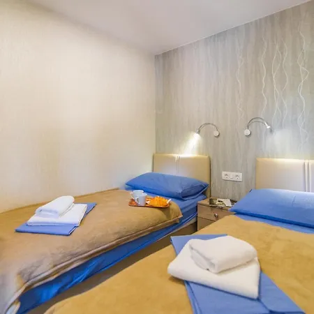 Centinera Szálloda 3*