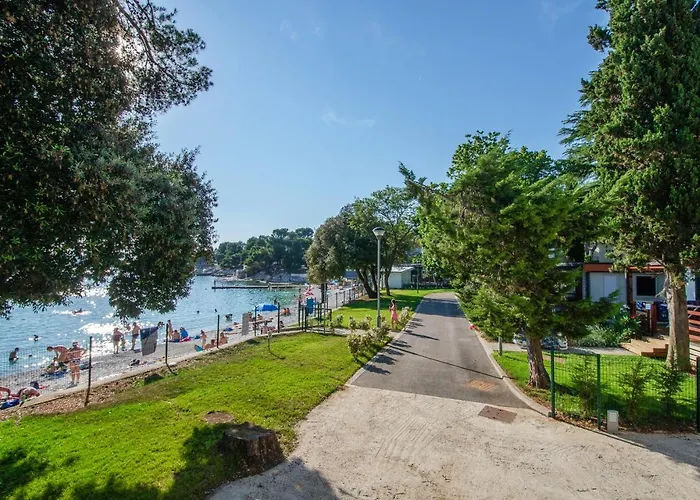 Centinera 3* Banjole