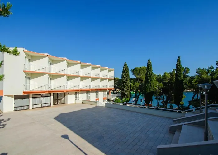 Centinera 3* Banjole