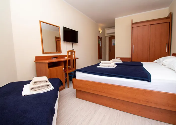 Centinera 3* Banjole