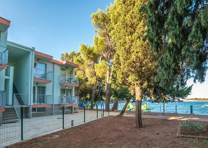 Hotel Centinera 3*