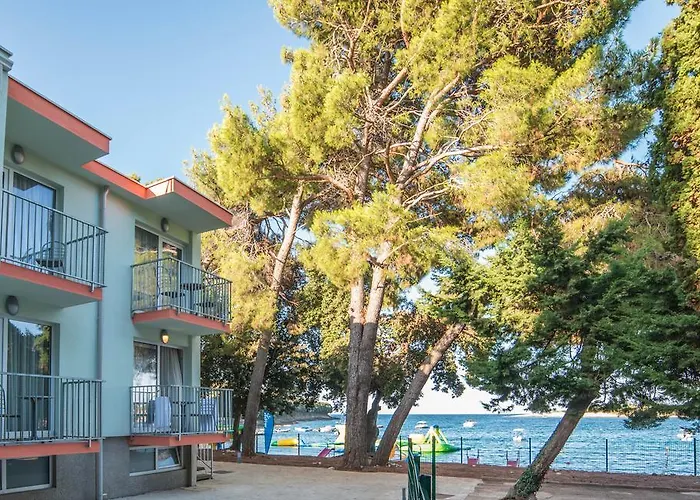 Centinera Отель 3*