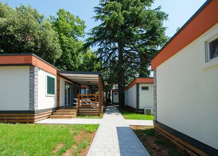 Centinera 3* Banjole